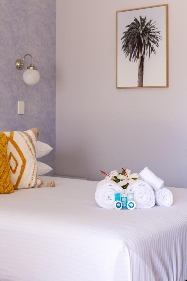 South Pacific Palms Motor Inn タンカリー エクステリア 写真