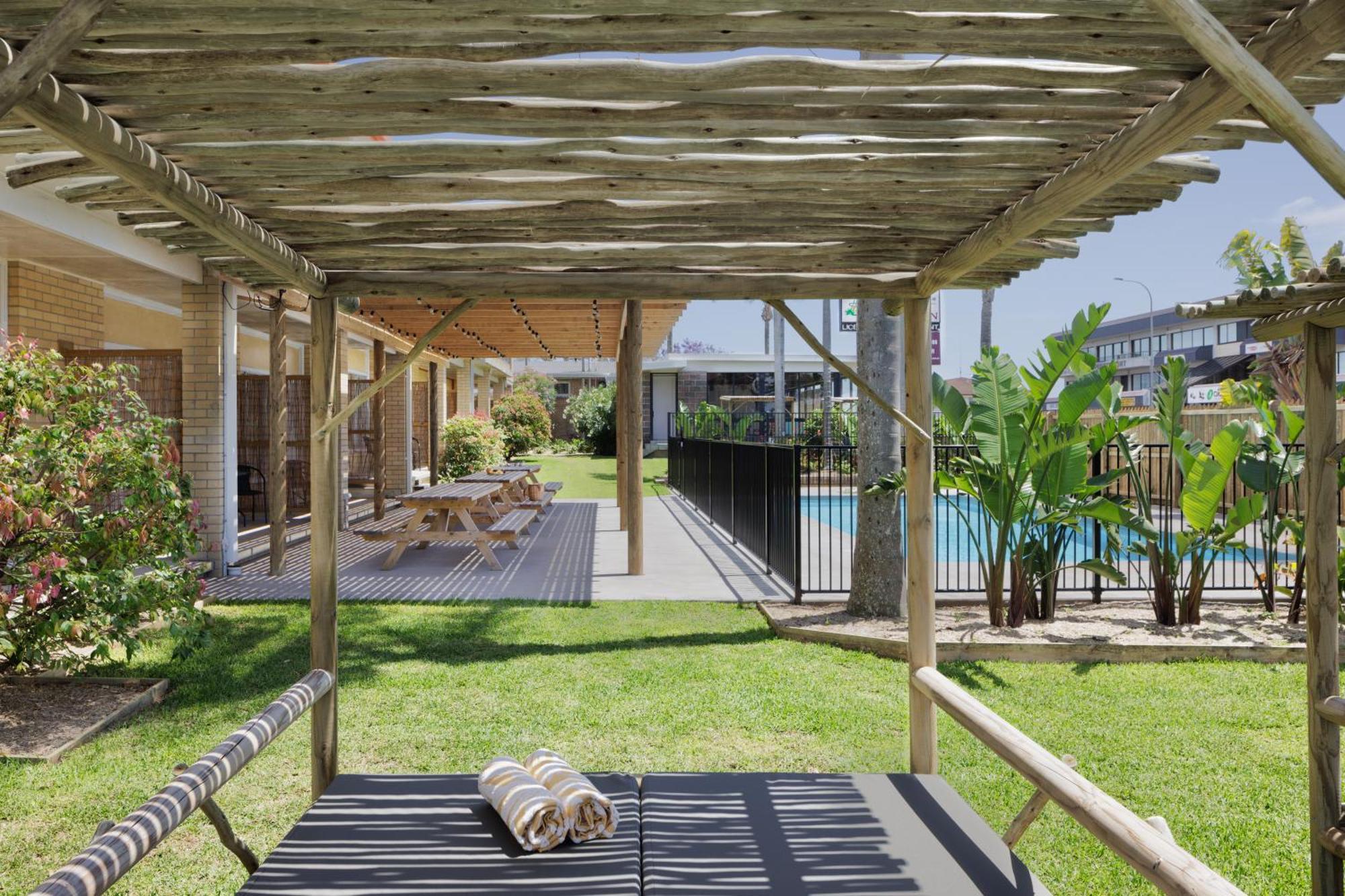 South Pacific Palms Motor Inn タンカリー エクステリア 写真